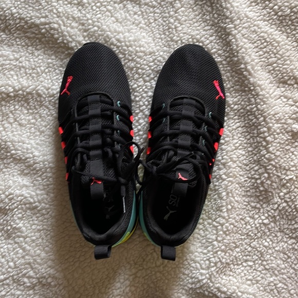 Women’s shoes puma size 8.5 - Picture 2 of 6